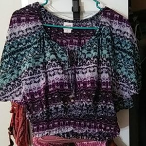 3/$25😇Mossimo Crop top Boho